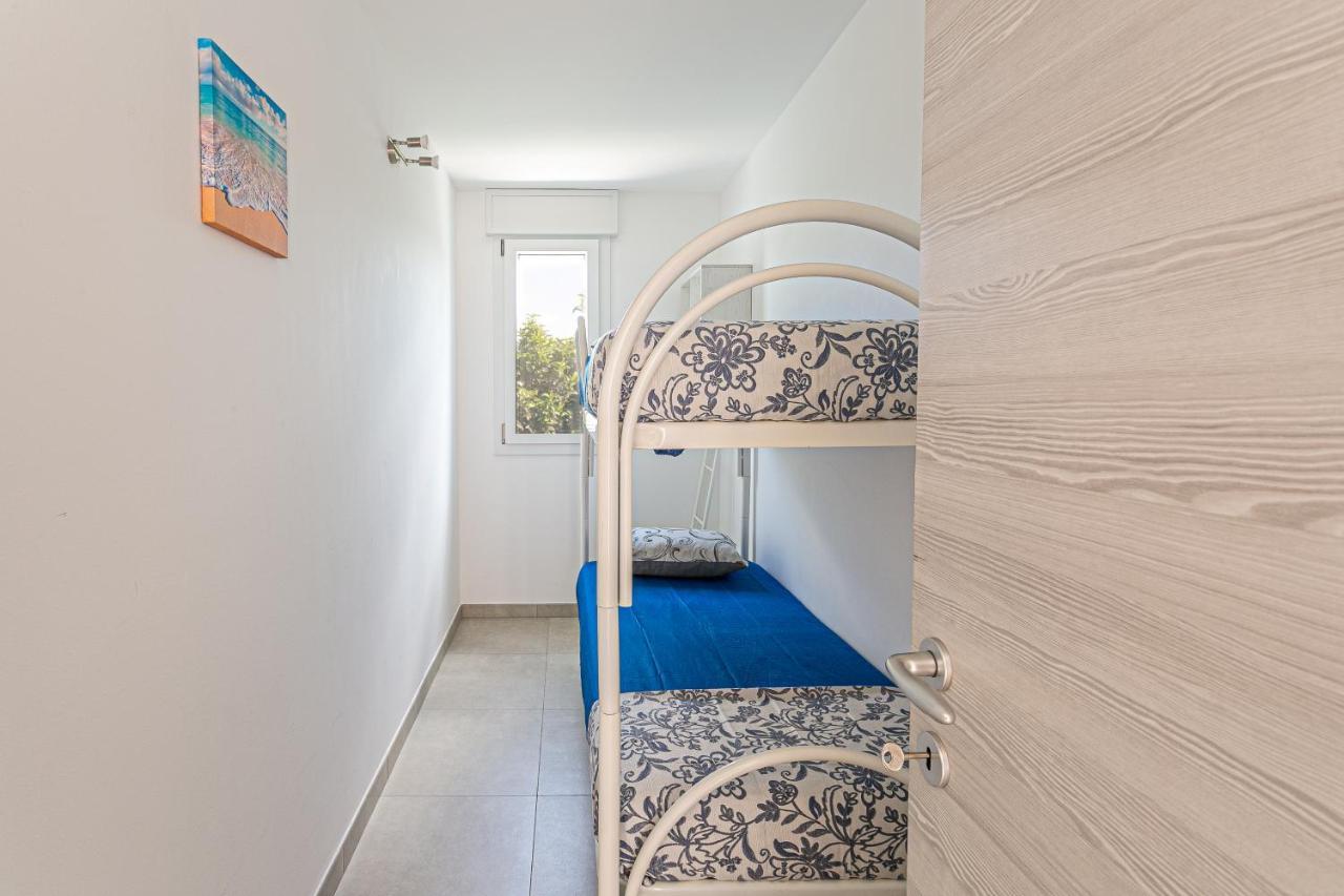 Resort Almaredamarra Con Piscina E Idromassaggio Sul Mare Torre San Giovanni Exterior foto