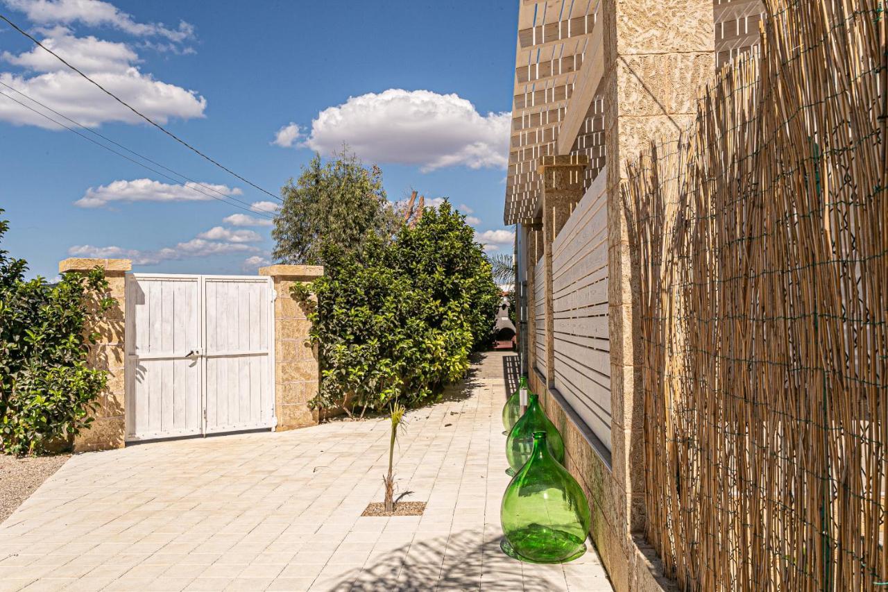 Resort Almaredamarra Con Piscina E Idromassaggio Sul Mare Torre San Giovanni Exterior foto