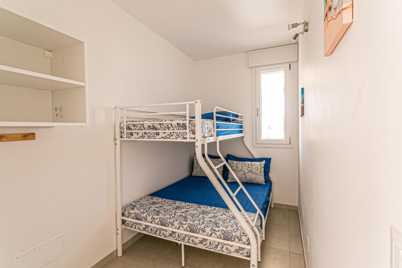 Resort Almaredamarra Con Piscina E Idromassaggio Sul Mare Torre San Giovanni Exterior foto